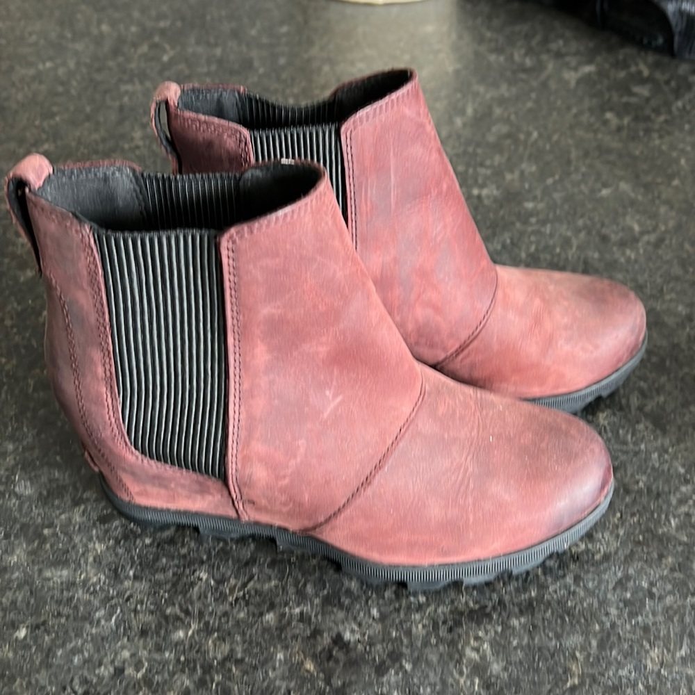 Sorel Lea Wedge Joan of Arc Chelsea